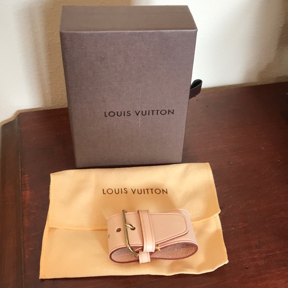 Louis Vuitton Other - Brand New Louis Vuitton Leather Buckle, Bag & Box